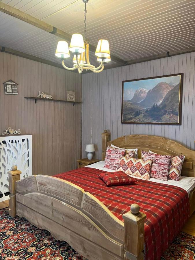 Chalet Blanc Bukovel Extérieur photo