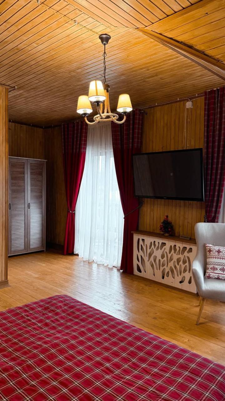 Chalet Blanc Bukovel Extérieur photo